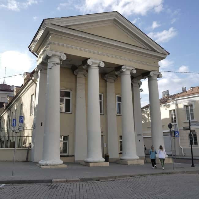 Audio Tour of Vilnius Old Town Core and the South Part 2in1 - What You Get in This 2in1 Package: 50+ Sights, Two Themes