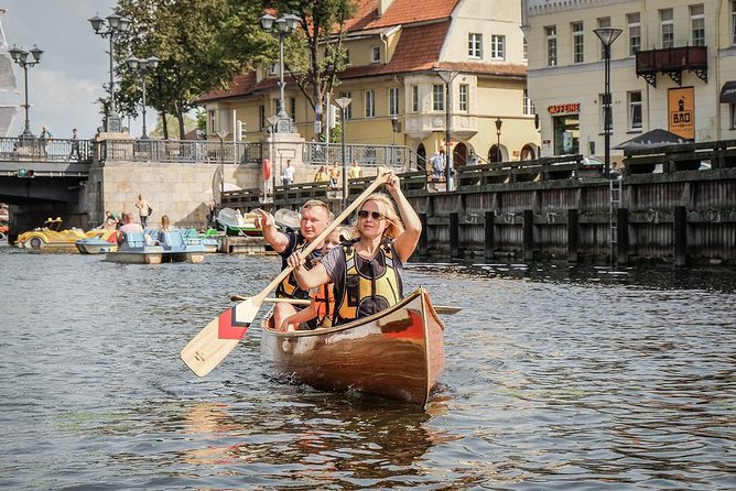 Cedar canoe tour in Klaipeda - ideal for Cruise Ship travelers. - What you’ll learn from the guide, and how it connects to the water ride
