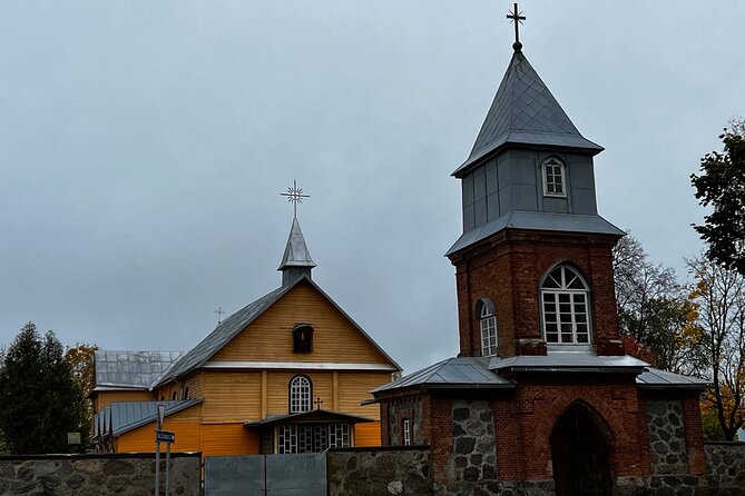 Day tour From Vilnius to Belarus border a frozen corner of Europe - Stakai and the 4 km Isthmus: Documents and Geography Matter