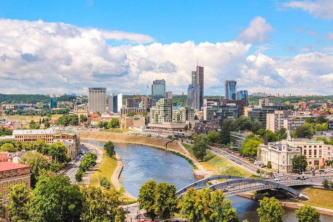 Explore Vilnius in 60 minutes with a Local - The city’s famous church stop: a big identity marker
