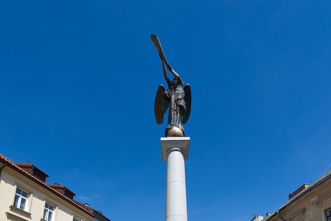 Explore Vilnius: Old Town and Uzupis Guided Walking Tour - Stikliu street and Literatu street: where a guide helps you notice