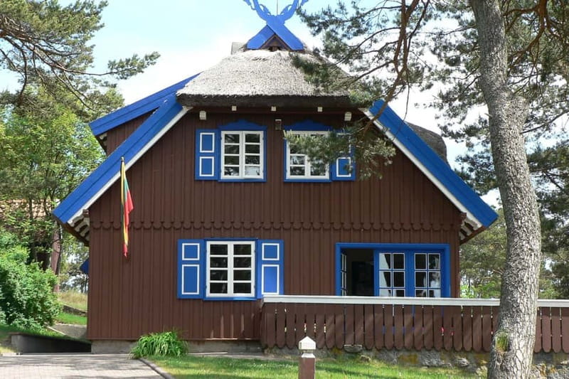 From Klaipeda: Curonian Spit Full-Day Private Tour - Ferry from Klaipeda to Curonian Spit, where the day starts to feel easy