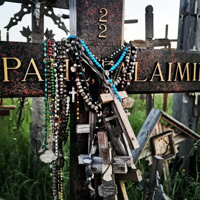 From Riga: The Hill of Crosses Private Guided Tour - Arriving Near Šiauliai: What You’ll Actually See at the Hill of Crosses