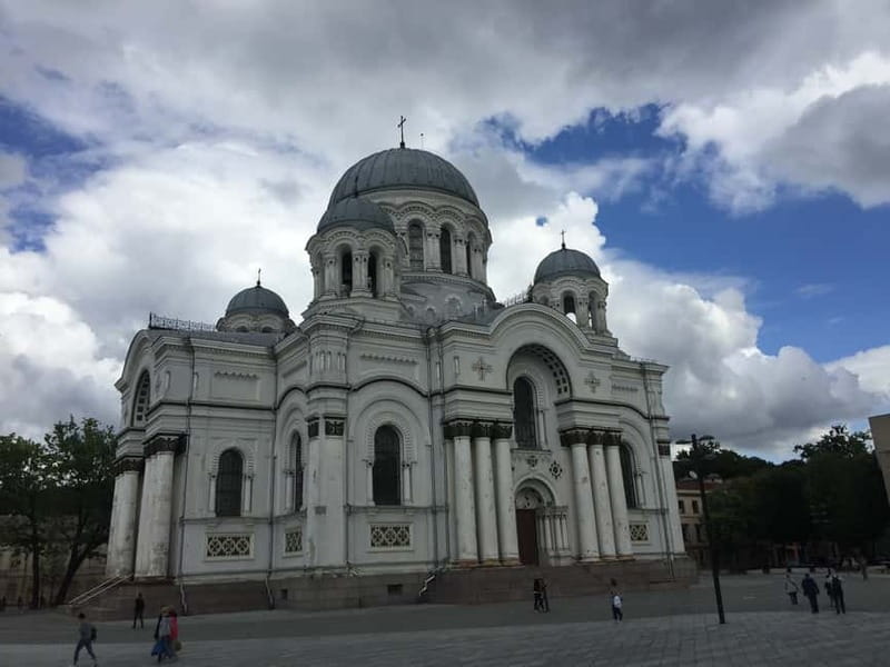 From Vilnius: Guided Jewish Heritage Day Trip to Kaunas - Kaunas Synagogue: one of Lithuania’s operating choral synagogues