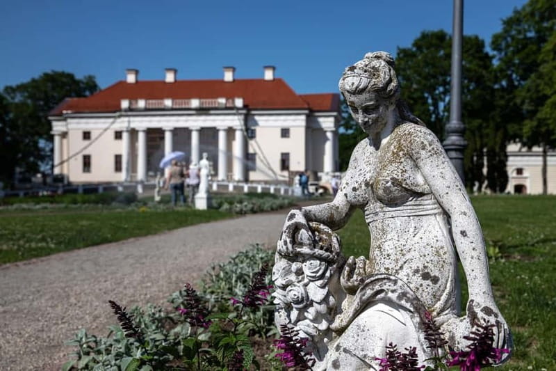 From Vilnius: Hill of Crosses, Pakruojis Manor & Kernavė … - How an 8-hour private day trip from Vilnius really works