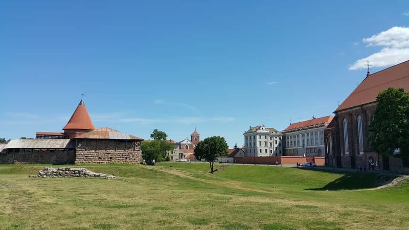 From Vilnius: Kaunas, Trakai and Paneriai Forest - Private guide, smooth logistics, and real help on the road