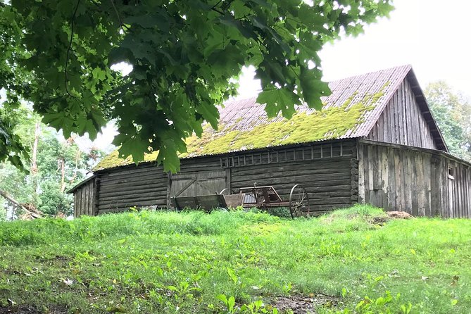 Full day around Lithuania: Jewish Finding Family Roots Trip - Price and value: what you’re paying for (and what you get)