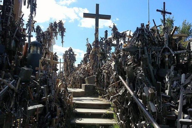 Full-Day Tour to the Hill of Crosses and Rundale Palace in Latvia from Vilnius - What the timing feels like in real life