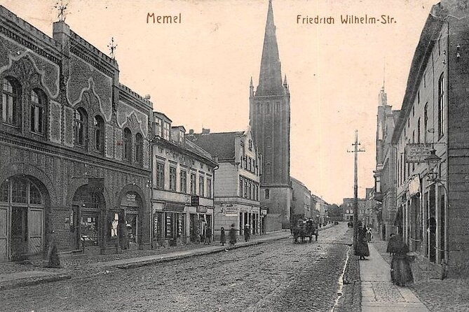 Historical Klaipeda Old Town Tour In the Lost City of Memel - Turgaus gatvė and how street design links to Memelburg