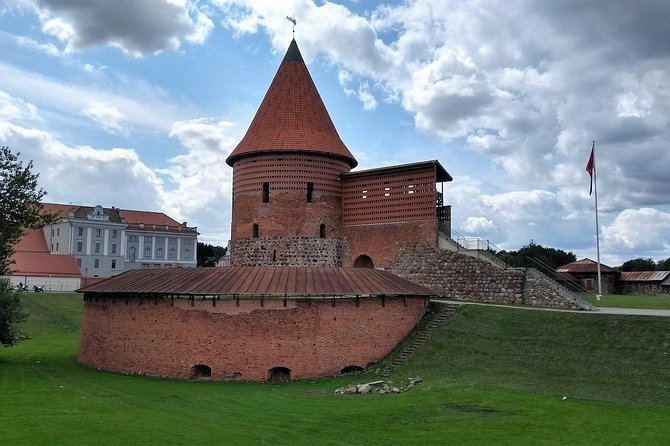 Kaunas day trip - the unsung Hero - Kaunas Old Town and New Town: more than a capital spillover