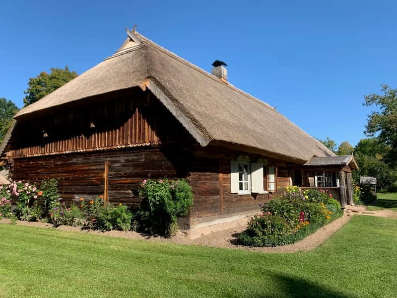 Paneriai Holocaust Site, Trakai Castle & Rumsiskes Day Tour - Rumšiškės Ethnographic Open-Air Museum: 195 Hectares of Everyday Life