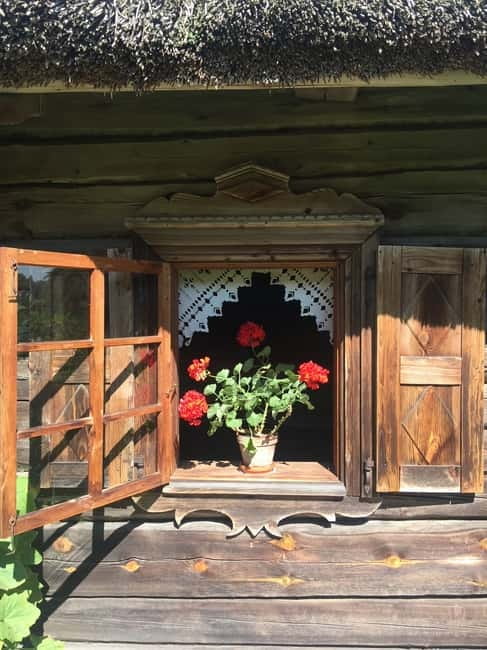 Paneriai Holocaust Site, Trakai Castle & Rumsiskes Day Tour - Should You Book This Paneriai, Trakai, and Rumšiškės Day Tour?