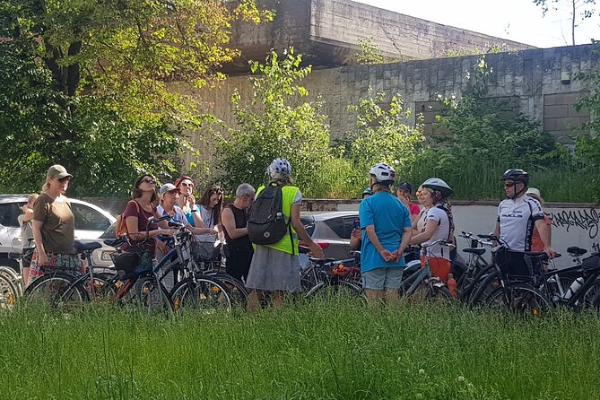 Private Bike Tour of Alternative Vilnius - Stop 4: T. Ševčenkos gatvė, Secret Factories to Artist Loft Life