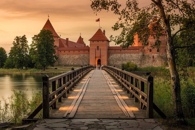 Private Transfer: from Klaipeda to Vilnius via Trakai Castle - Private transfer that turns driving time into Trakai time