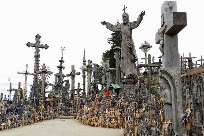 Private Trip from Vilnius to Riga: Hill of Crosses, Rundale Palace, Bauska castl - Price and value for a private group of up to two