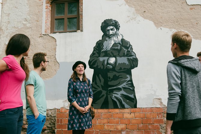 Regular walking tour of Jewish Vilnius - Town Hall orientation at Rotuse before the streets