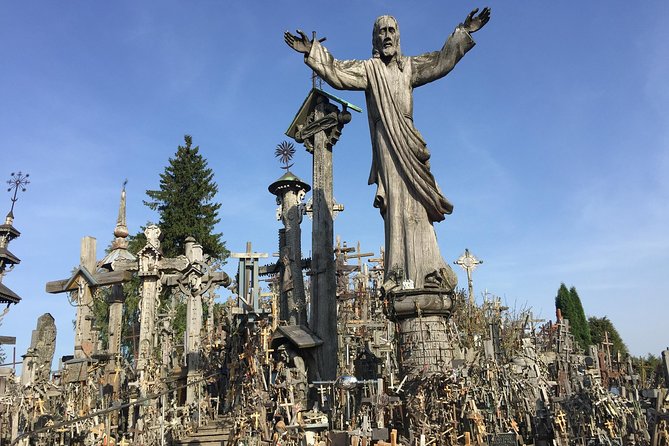 Route of John Paul II: Hill of Crosses, Tytuvenai, Shrine of our Lady of Siluva - Kryžių Kalnas, Hill of Crosses: 100,000 crosses and the Pope link
