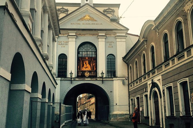 Small-Group Vilnius Half Day City Tour - St Peter and St Paul in 20 minutes: why this church stops you