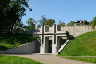 Soviet Vilnius Half-Day private Tour by minivan