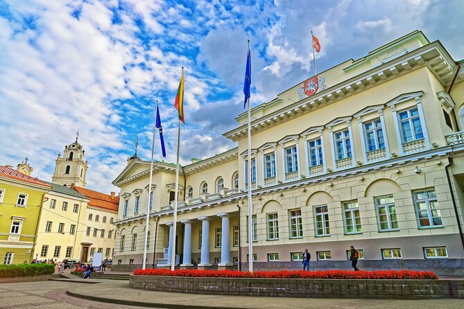 The Majestic and Royal Vilnius Private Walking Tour - Key highlights at a glance