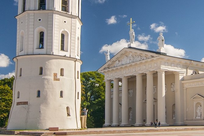 The Old Town of Vilnius: A Self-Guided Audio Tour - Key highlights at a glance