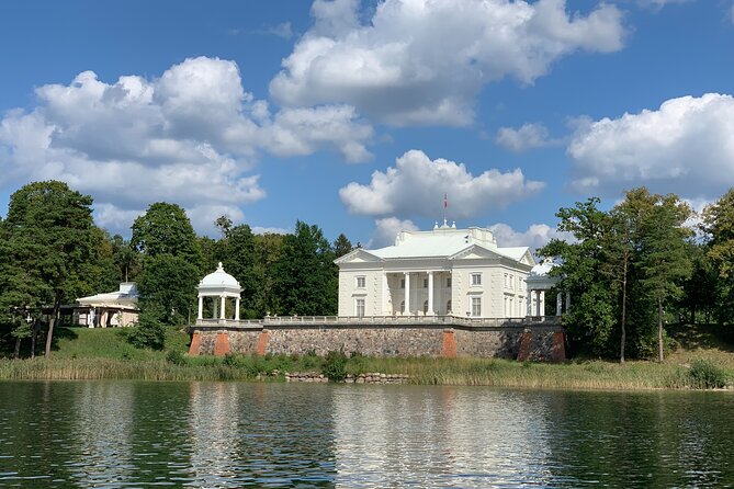 Tour out of Vilnius: Paneriai holocaust park, Trakai, Kaunas - Trakai Island Castle Museum: the lake-castle payoff