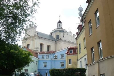 Unique Private Walking Tour Around Courtyards of Vilnius
