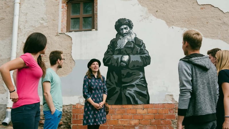 Vilnius: 2.5-Hour Jewish Quarter Walking Tour - Meeting at Vilnius Town Hall: the start of your “where am I?” moment