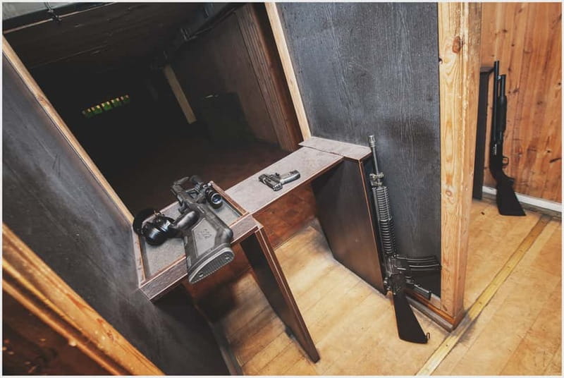 Vilnius: Gun Shooting Tour - The Glock pistol stage: 10 shots and technique focus