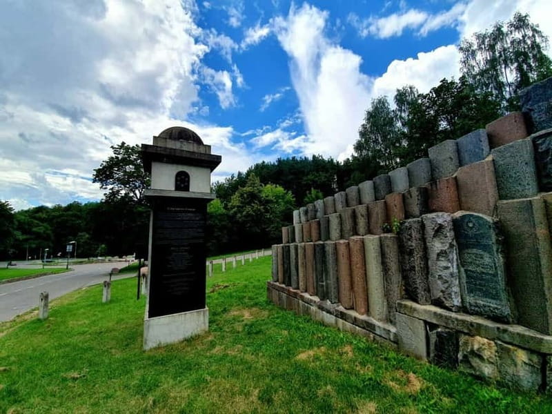 Vilnius: Jewish Heritage Sites Private Tour with Transfer - Cemeteries: Where Names, Memory, and Context Hold Hands
