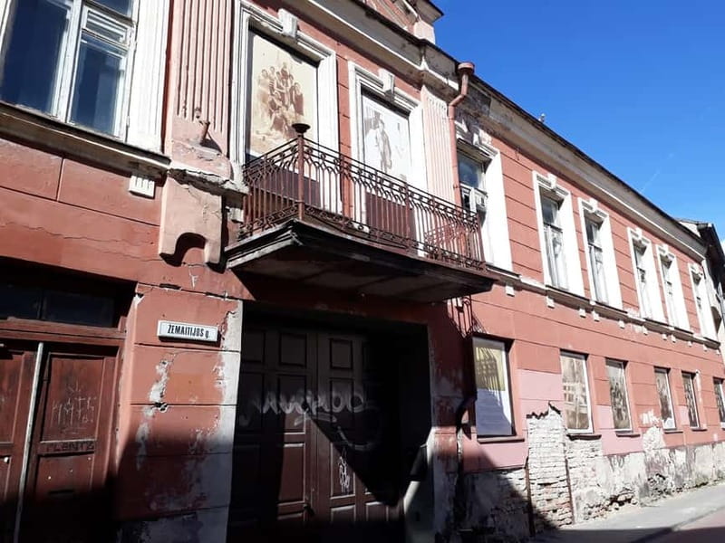Vilnius: Jewish Heritage Sites Private Tour with Transfer - Price and Logistics: What the $235 Per Group Up to 2 Buys You