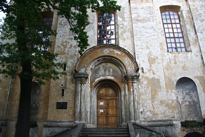 Vilnius Old Town 2-hour Private Ghost Tour - What You Gain in Two Hours (and What You Skip)