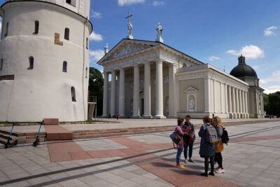 Vilnius Old Town and Užupis Republic – Private Walking Tour