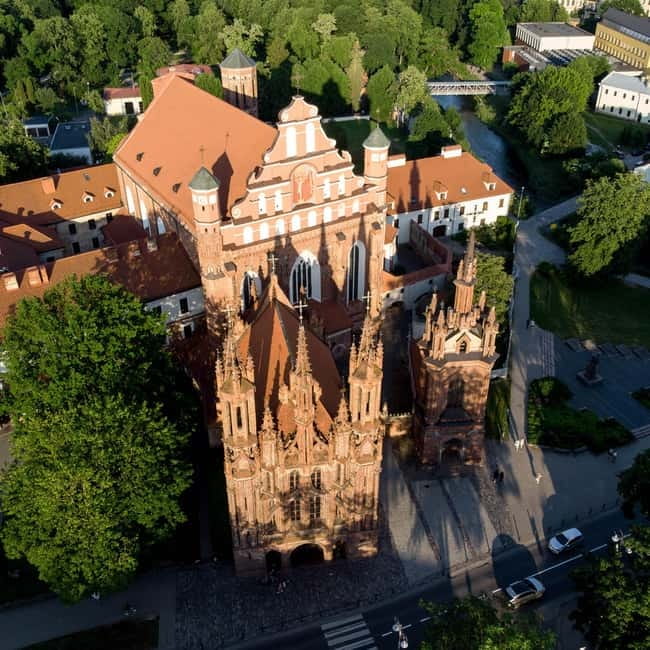Vilnius: Private Half-Day City Tour by Minivan - Subačiaus Street panoramas and Užupis’ quirky republic energy