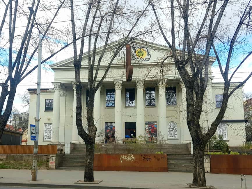 Vilnius: Private Soviet Vilnius Bike Tour - The Great Synagogue site and what excavations reveal