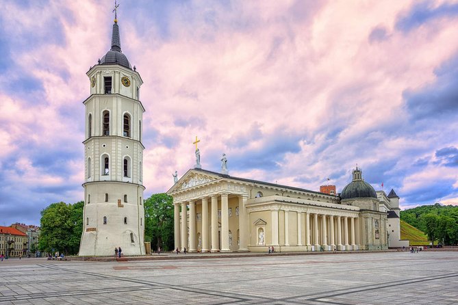 Vilnius-Riga Sightseeing Tour Bus - Quick hits you should know