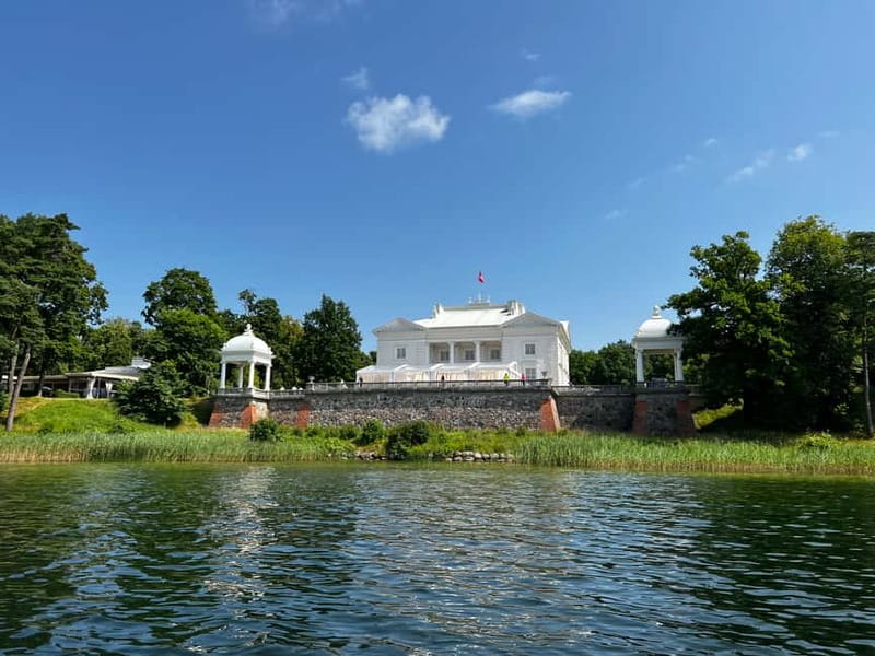 Vilnius: Trakai, Uzutrakis Manor, Hill of Angels, Boat Ride - Trakai Island Castle: Gothic Views, Bridge Crossings, and Museum Time